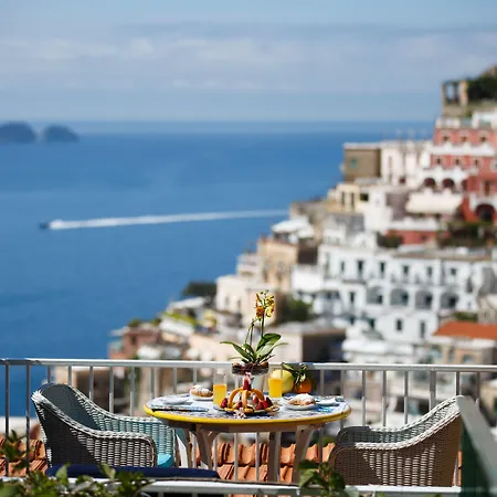 Fiorentino מלון דירות 4*