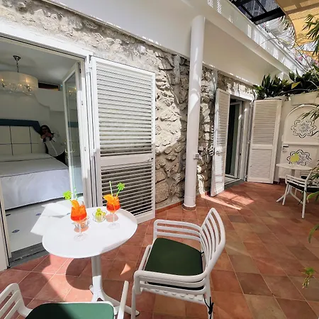 מלון דירות Fiorentino 4*